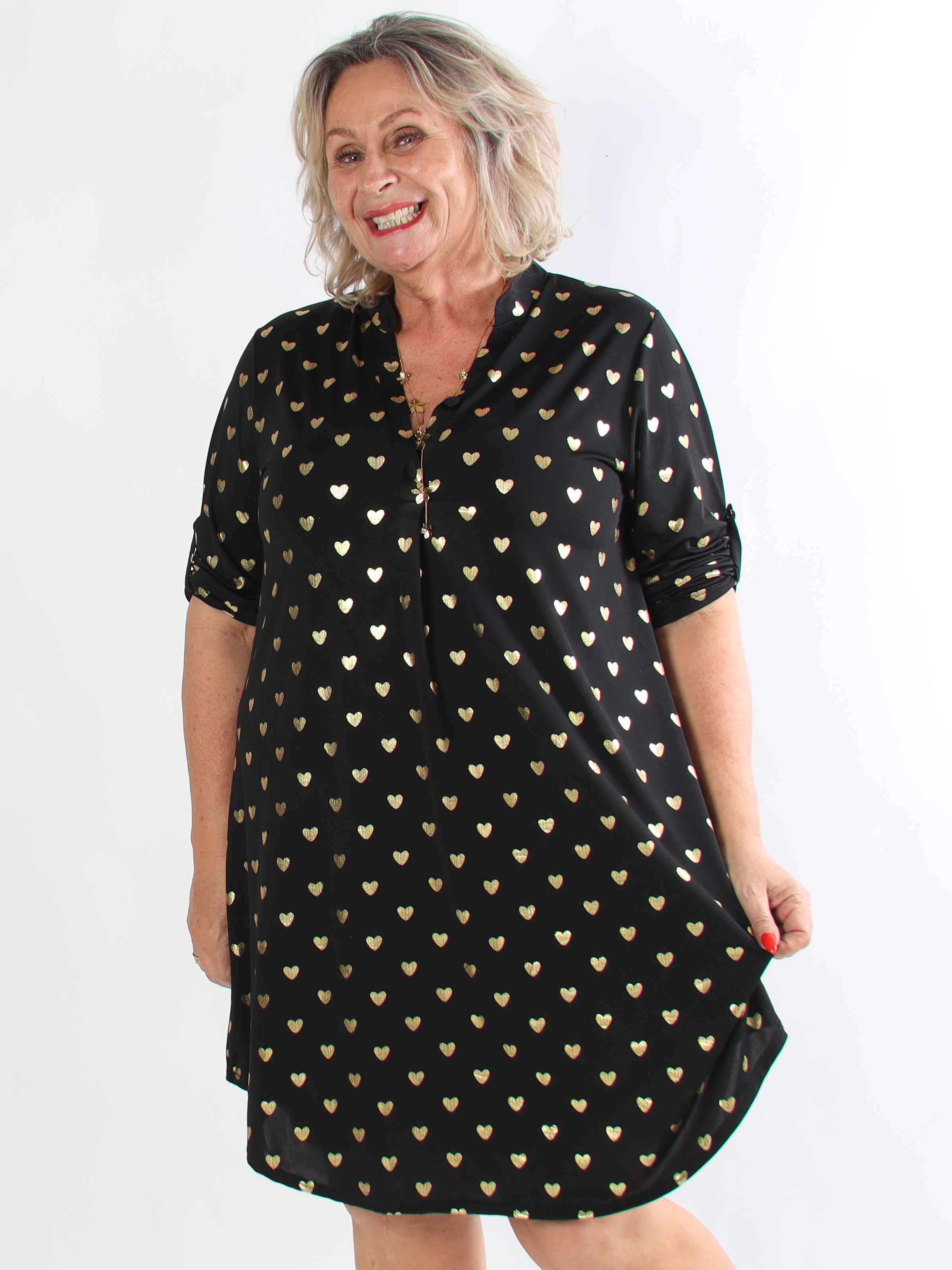 Ebba Gold Heart - Elastisk plus size kjole med guld hjerte detaljer